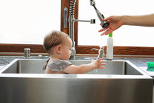 Load image into Gallery viewer, Warm Heart™ Bath Bib